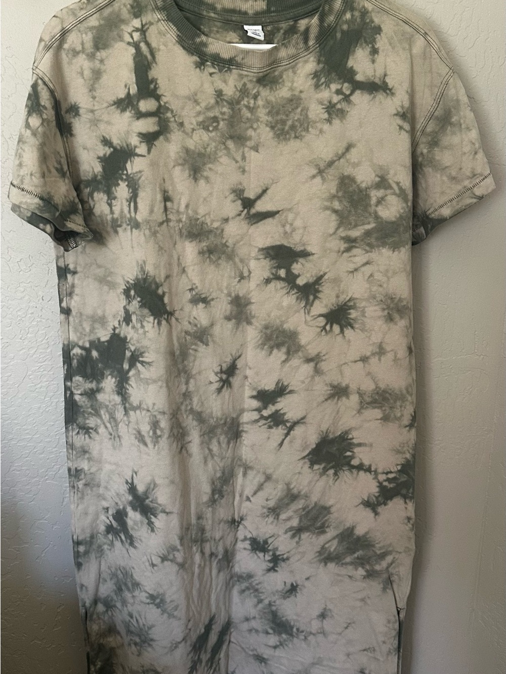 Old Navy Olive Green and Cream Tie-Dye Midi Dress